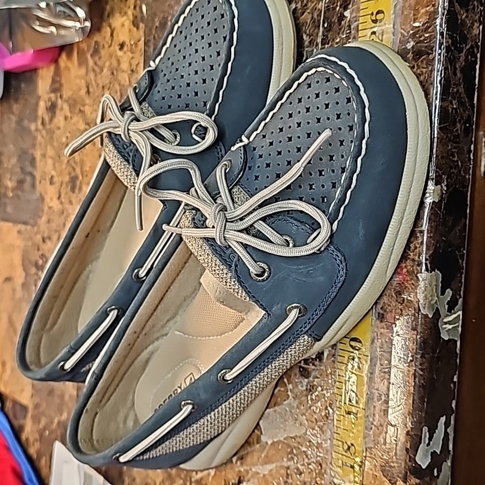 Blue sperry angelfish topsiders